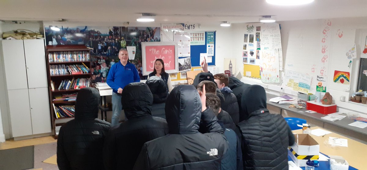 Y_J_Agency's tweet image. Our Belfast Team were at Saints Youth Centre delivering a workshop on Road Safety to young people.

They discussed the dangers of using quad bikes, scramblers, e-scooters on main roads.
#supportinglocalcommunities
#educatingyoungpeople