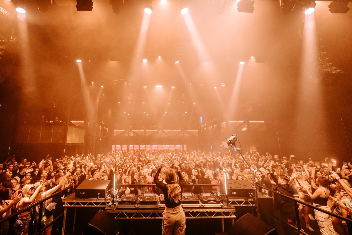 WeAreLoveJuice's tweet photo. Just wow🔥 What a venue. What a lineup it was and what an amazing bunch of ravers on Saturday at HERE LDN. 

PLEASE get active and grab your tickets for Sat 28 Jan at Electric Brixton. That show sells out next! Link in bio 👈 https://t.co/sjU2k6M2Dj