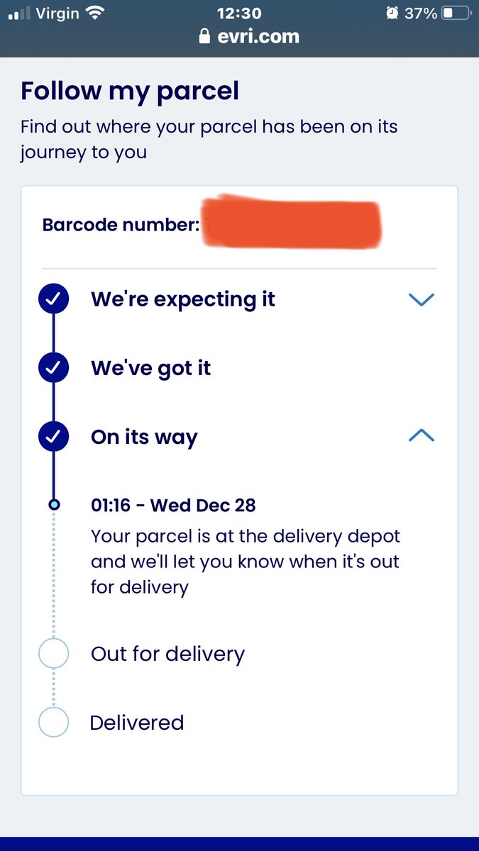 KatyBat59486704's tweet photo. When will @boohooMAN stop using #Evri and actually get some human customer service reps? I’m fuming. 
Fully expecting their bot to reply asking me to DM with order number and email, like I have done thrice a week since December… see said anticipated reply below this tweet… https://t.co/eOZhiXa1Tr