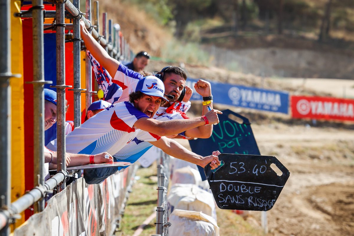 mxgp's tweet photo. #MondayMotivation Always count on the French mechanics at the last FIM Europe Motocross of European Nations to keep you going!
#MXoEN #MXGP #Motocross https://t.co/8Km1cpsfmq