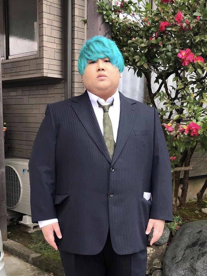 MARIMOdaze's tweet photo. 3年前の成人式(140kg)の写真と

今の自分を並べてみました。

1枚目の俺のボス感やばい

街を裏で牛耳ってるだろ https://t.co/3pOKXuA8On