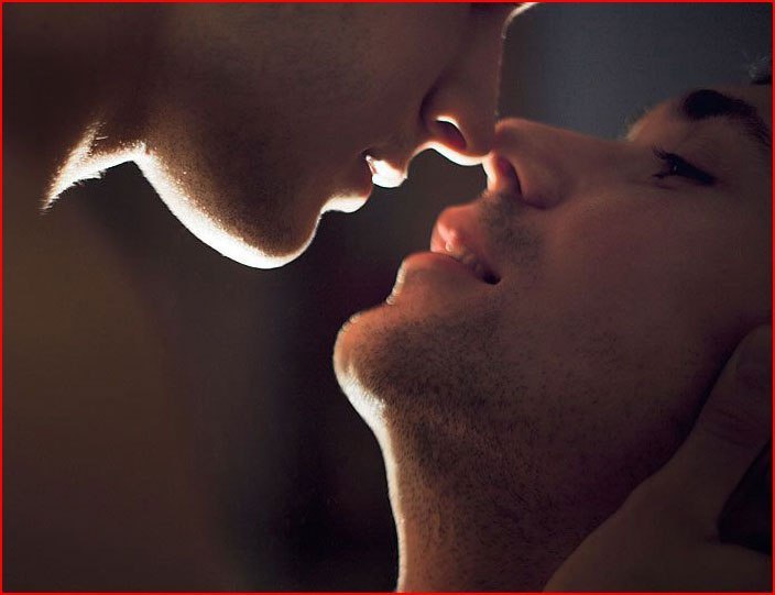 ruben_corella's tweet photo. #FelizSemana #happyweek #newday #newweek #hellogorgeous #hellofriends #kiss #mykiss #besos #beijo #bisou #gayweek #hapypride #happylovers #mondaykiss #passion #Peacemaker #peace #imagine #eros #boys #guys #GreatReset https://t.co/CRK8zEEkel