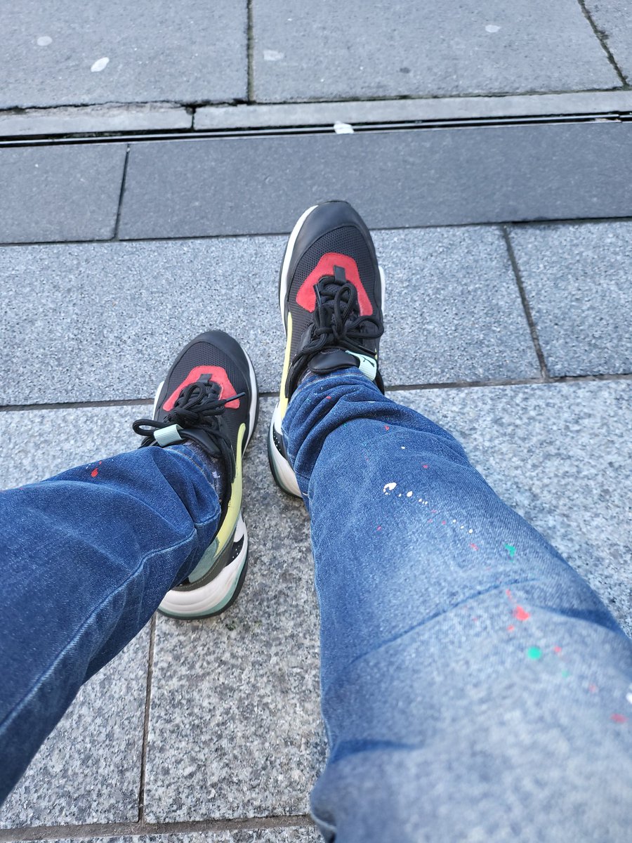 Goose_1975's tweet photo. May aswell continue the #pumathunderspectre colourway #KOTD #MYPUMA comfort x100 https://t.co/79gnpc77Ca