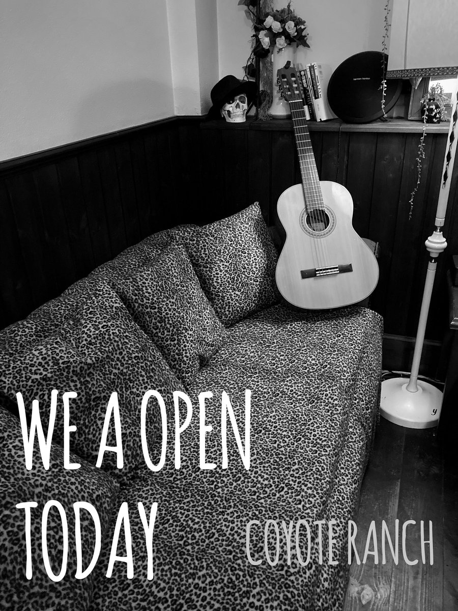 coyoteranch66's tweet photo. 「本日9時からの営業です」
昨晩も楽しい時間をありがとうございました。
新成人にはちょっと敷居が高いだろうから、頑張って来てくれたら美味しいジントニックをプレゼント。自称も可(笑)
#coyoteranch
#bbq
#smoke
#夜中に買える青森土産
#祝新成人
#firstbar https://t.co/SBagqfZmkZ