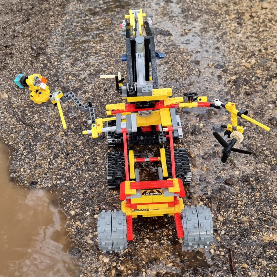 raerae22285's tweet photo. This is my 10 year old son's entry to @LEGO_Group challenge! He built this amazing multi-terrain vehicle with all sorts of attachments and weapons just in case!
#buildlikeamaster #legocreations #lego #legomasteruk #legobuilds #legocompetition https://t.co/IzczmFmUBi