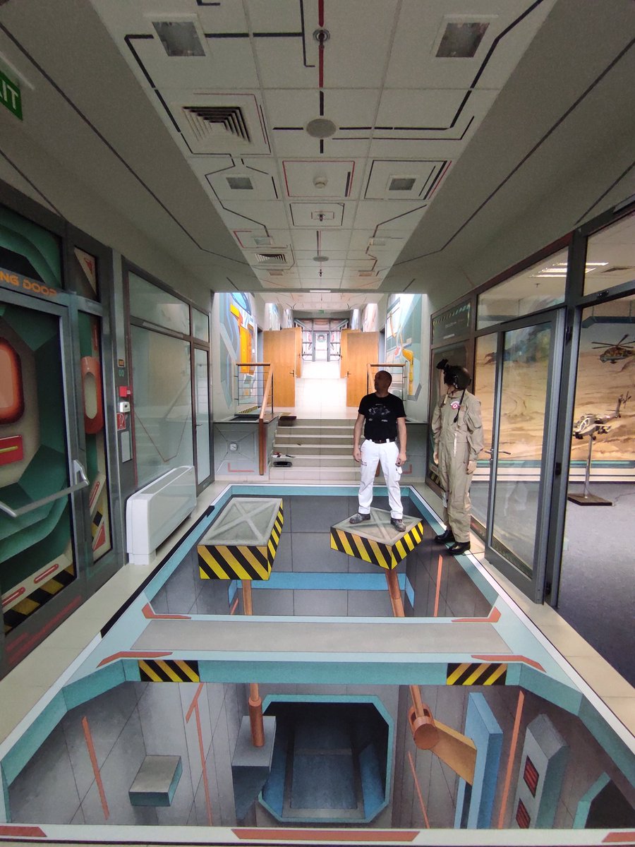 ficha3d's tweet photo. Journey starts @heli_space and yes you can touch future 🤟p
@juandresvera_dmt 🙏 hombre!!!

#JournyToMars #ArtAirways #3DFilip #mural #wandbild #dearmoon #straße #kunst #helispace #helicentertoplice #anamorphosis #spacebase #3DStreetArt #streetart #Spaceship #exploration https://t.co/os9Ef6VyDa