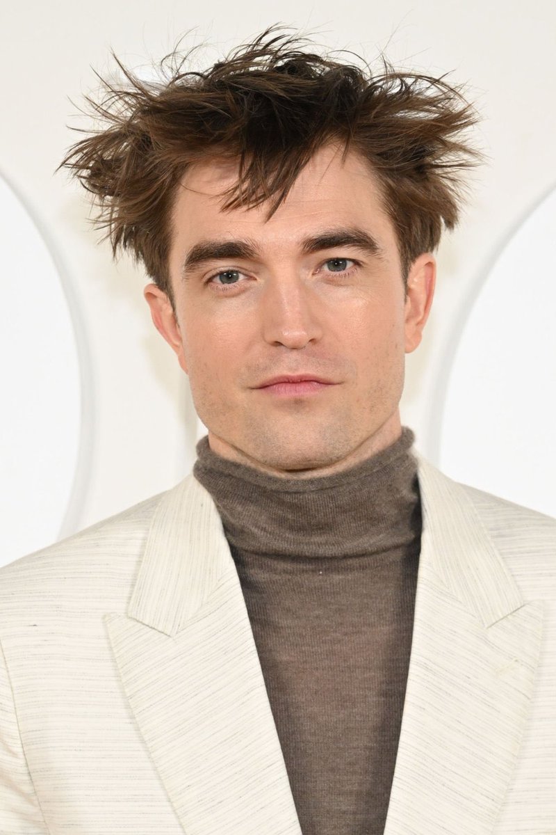 RoBat on Twitter "“Robert Pattinson makes bed head look sensational” GQ"