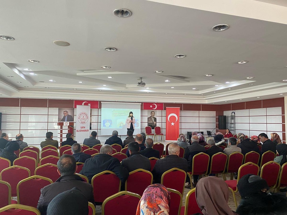 Elbistanram's tweet photo. Elbistan ilçesi eğitim kurumlarında çalışan yardımcı personel, kantin görevlileri, servis şoförleri ve güvenlik görevlilerine “ Öfke ve Stres Yönetimi” semineri kurumumuz Psikolojik Danışmanı Yeşim KARABAYIR tarafından gerçekleştirilmiştir.

@kmarasilmem @elbistan_mem https://t.co/1Cy7MSDckz