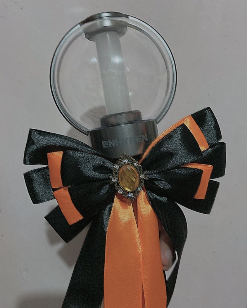 mostlysunoo's tweet photo. 💌 [ 01.09.23. #ddeunochiifdbcks ]

hi @ddeunochiicart ◠‿◠ my enhypen lightstick ribbon arrived today! can't wait to use this sa con, thank you so much for the easy transaction! 🧡

— #mostlysunoomails ˊˎ˗ https://t.co/q0We9dtTMM