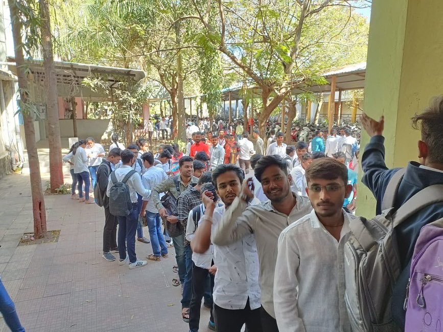 YINforChange's tweet photo. YIN College Election 2023 at Latur...
~ Students exercised their right to vote..
🗳️
#yin #yinforchange #yinelection #yinminister #students #college #career #leader #leadership #election #vote #network #inspiration #motivation #social #socialmedia #sakal #saamTv #news #latur https://t.co/PY1jFa6kIv