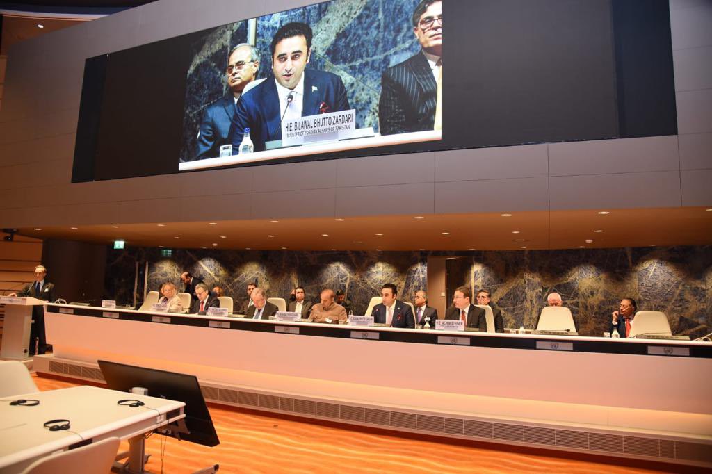 BilawalBhuttoZardari (@bbhuttozardari) on Twitter photo I welcomed participants at the International Conference on Resilient Pakistan in Geneva today, co-chaired by PM <a href="/CMShehbaz/">Shehbaz Sharif</a> and UNSG <a href="/antonioguterres/">António Guterres</a>. Was heartened by the demonstration of international solidarity with 🇵🇰 as it begins journey towards building back better. I welcomed participants at the International Conference on Resilient Pakistan in Geneva today, co-chaired by PM <a href="/CMShehbaz/">Shehbaz Sharif</a> and UNSG <a href="/antonioguterres/">António Guterres</a>. Was heartened by the demonstration of international solidarity with 🇵🇰 as it begins journey towards building back better.