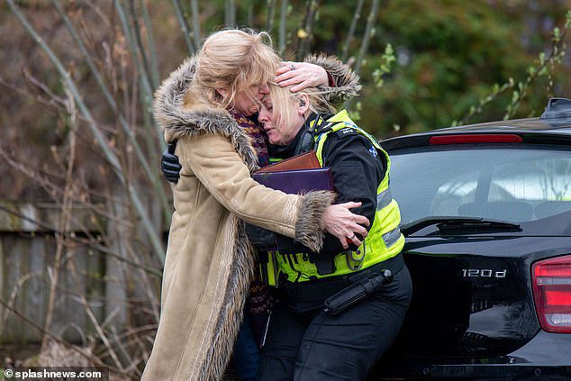 What are your thoughts on these pictures now? I have some hope for Cath and Clare seeing as she’s allowing her to be close. These were taken a few months back whilst filming. #HappyValley #SarahLancashire