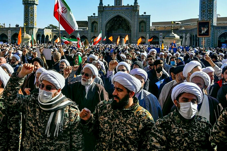 Radio Zamaneh tweet media