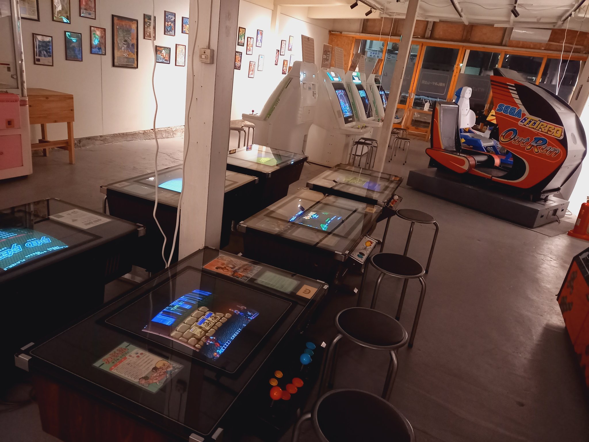 レトロゲーム秘密基地 営業再開 Living Bird Twitter