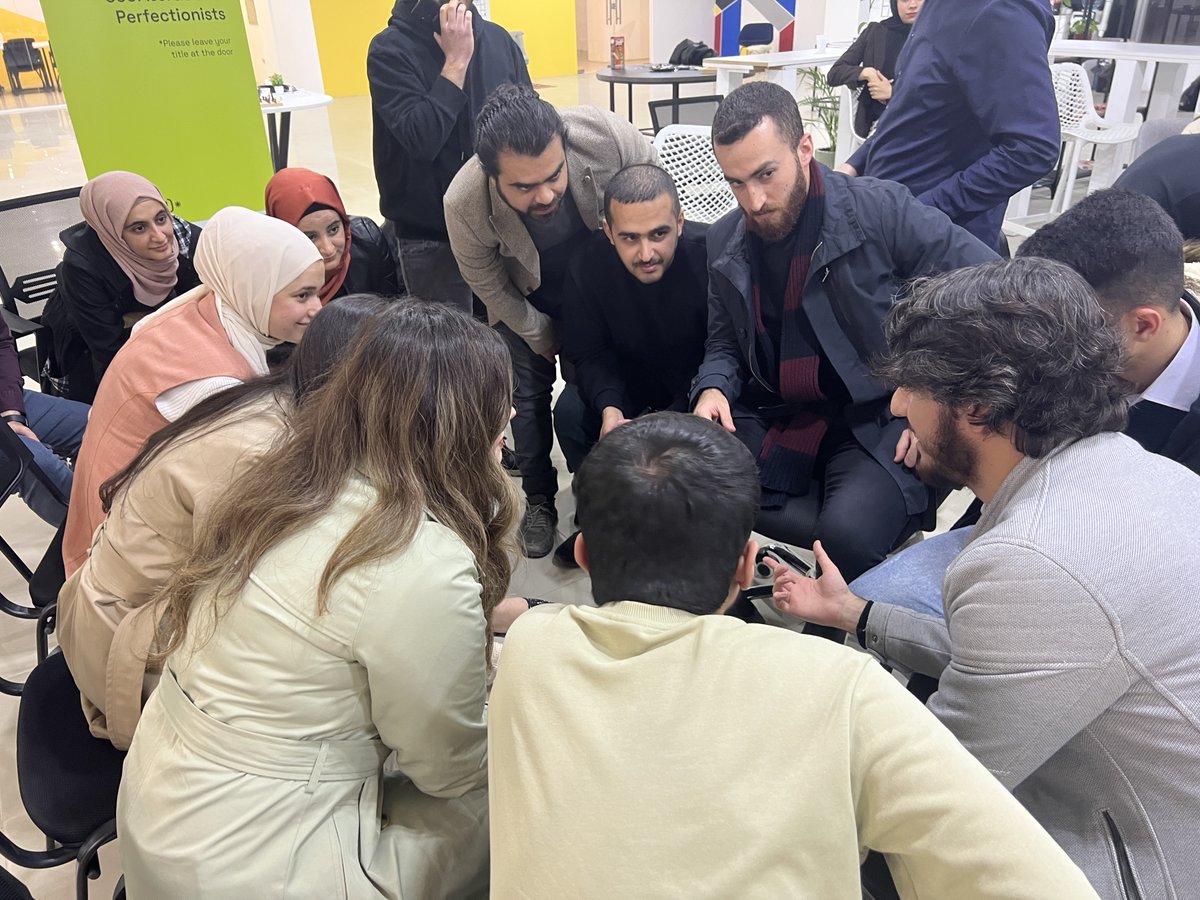 the_untitld's tweet photo. We want to thank everyone for participating in the fourth untitld meetup.
We had an amazing night where we met new faces and learned about the fascinating world of AI and ChatGPT, and played a trivia game.
Looking forward to the fifth meetup and the chess tournament. https://t.co/RERTwoGL99