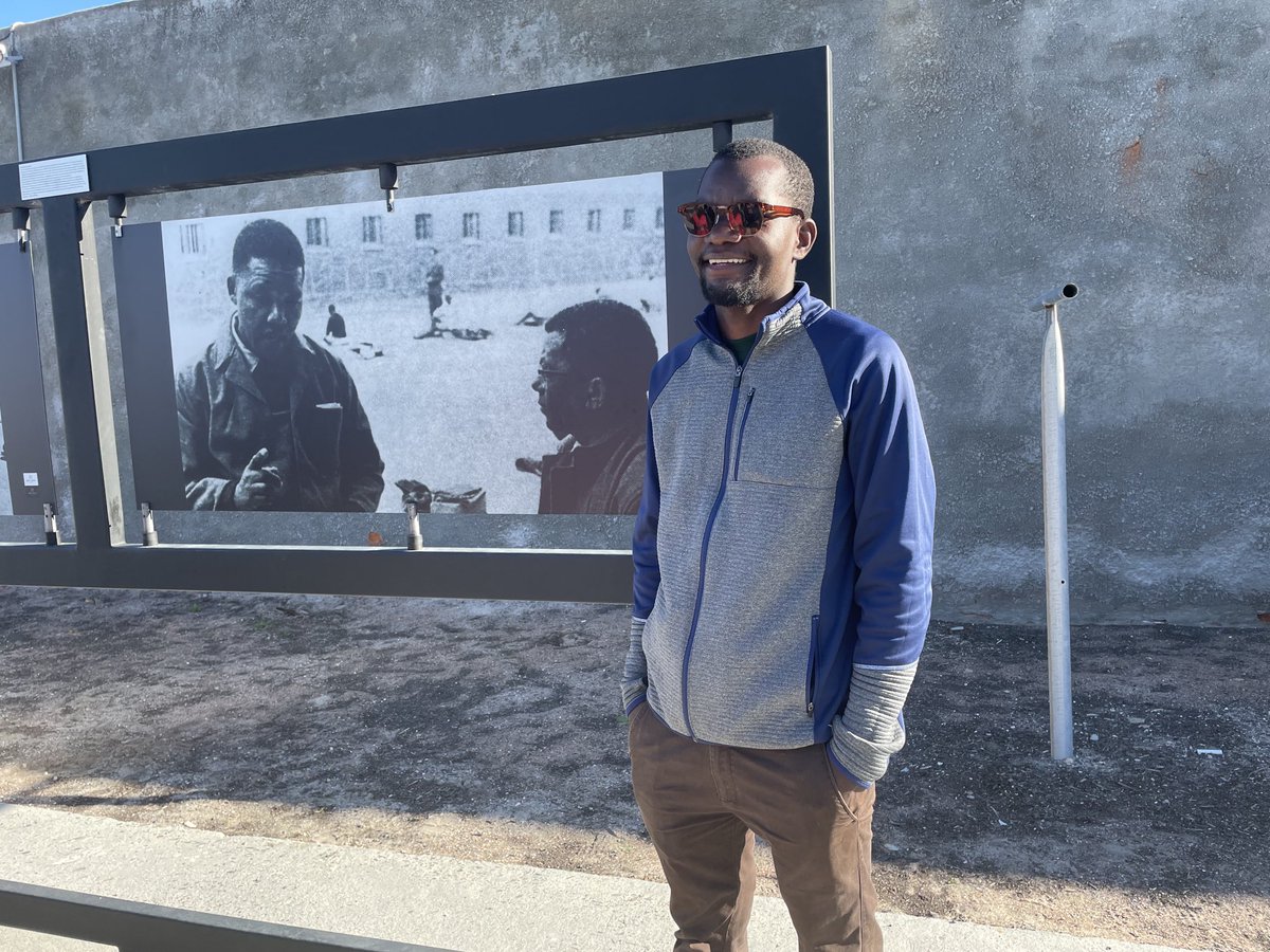 EmmanuelChari's tweet photo. Hi Everyone. I am Emmanuel Chari, founder and CEO ⁦@AfroshelterInc⁩. Our mission is to help people to live better lifestyles and succeed in business. We do this by making it easy for people to find the best service provider they are looking for in less than 3 minutes. https://t.co/Fe19rSqz50