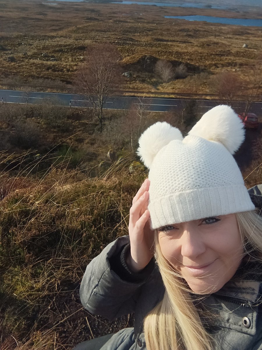 BeansbowtiqueB's tweet photo. How else would you prepare for your next learning block 🦌👌
Fresh air, fresh mind and now I'm ready to learn 🙌

#pgde #pgdeuws #postgradteaching #teachertraing #studentteacher #lovelife #livelovelearn https://t.co/ybL5hB7hES