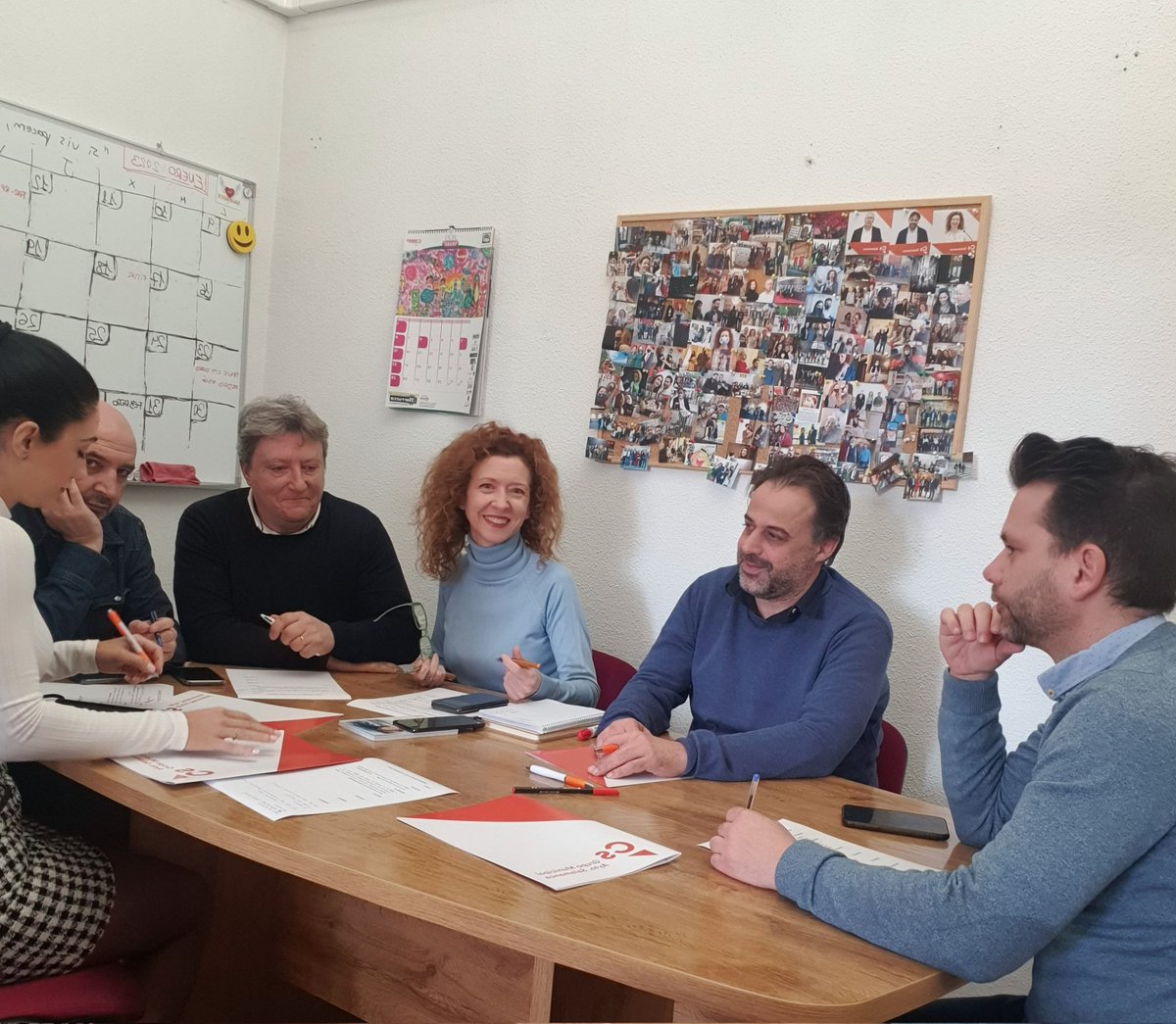 No es un lunes cualquiera 😊. Mucho trabajo por delante y la misma ilusión y compromiso con los salmantinos 🍊
#reuniondelunes <a href="/FerCastanoCs/">Fernando Castaño 💚</a>