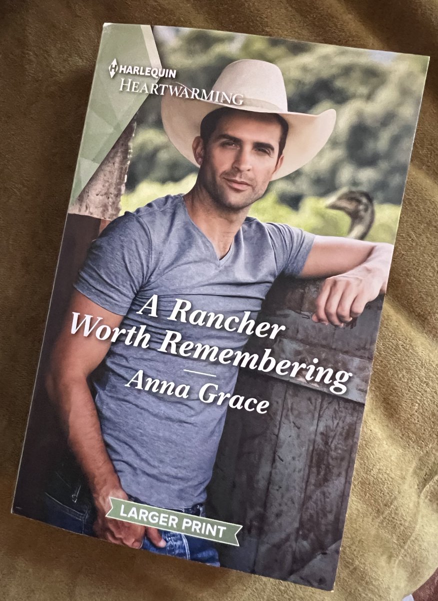 SwissMissKate's tweet photo. I loved that Clara struggled w/anxiety, coupled w/Jet &amp; his tragic past.. &amp; did I mention there were emus in this book? Apart from the downside of immediately making me want to pack my bags for Oregon *my husband be damned, I want a rancher...* I can only recommend this book! https://t.co/g2s6e0bzKA