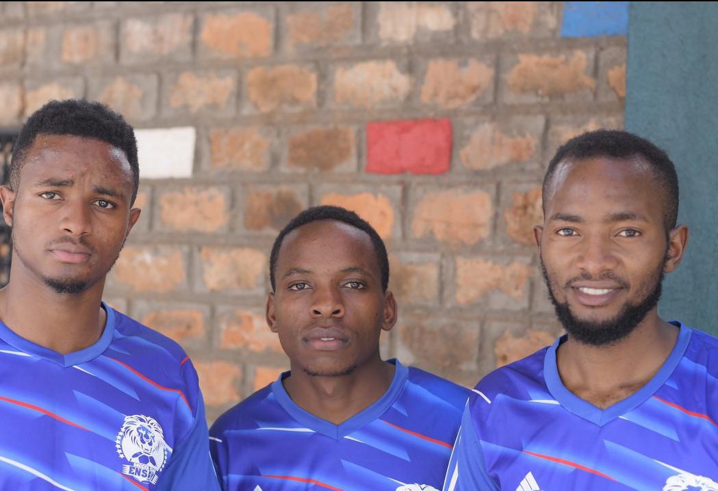 ScEnsayi's tweet photo. On his teammates; Emma had this to say to the Reporters
"@EllyArinda_ &amp; @PedroAdamz are amazing. They help me train hard and regain first team action. Top lads. But now that each of them has recently scored an Own Goal, maybe I'll return faster to the First XI 😂"

#EFTV https://t.co/YZTcqBzo1G