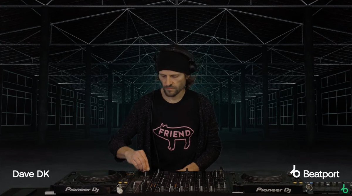 djdavedk's tweet photo. Did you miss the last @beatport curation stream? You can watch & listen to it here again:
https://t.co/SxoYznj755
@PampaRecords #davedk #lifestream https://t.co/1bGbuVujeY