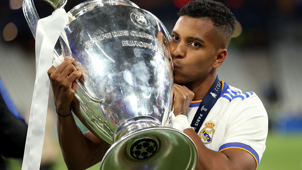 RFuencar's tweet photo. Feliz cumpleaños #Crack @RodrygoGoes
Serás historia del @realmadrid
No te vayas nunca #Rodrygol https://t.co/ykfmPEavy3
