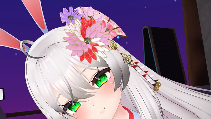 今回はboothで一目ぼれした「つまみ細工風髪飾り」を描いてみました。とても素敵なアイテムなのでVRChatやってる人はぜひ購入してみて… https://t.co/DgQrGb8x7h 