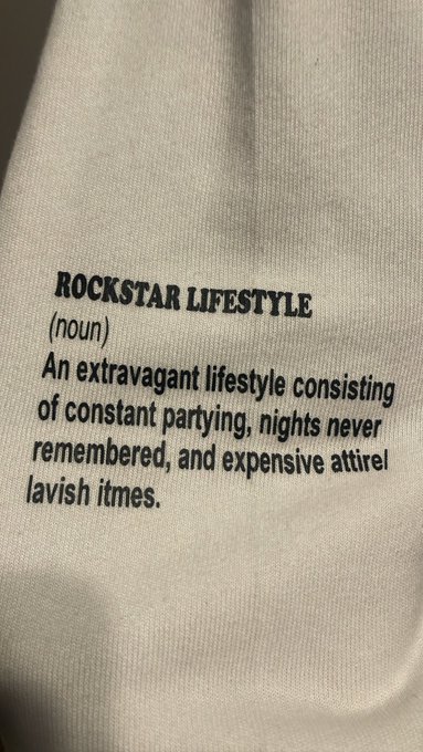 Entering my clothing graphic designer stage just messing around here https://t.co/jDFvPqhfz6