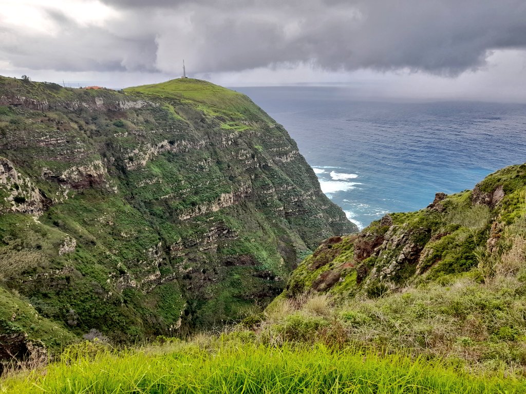 SilviaCorreia05's tweet photo. Random thought and pics (for no specific reason at all) 🙂:
"Character - the willingless to accept responsibility for one's own life - is the source from which self-respect springs." Joan Didion
Anyway, happy Monday! 🥳
#MondayThoughts
#PontaDoPargo #MadeiraIsland🏝 https://t.co/bbXGkXnXJH