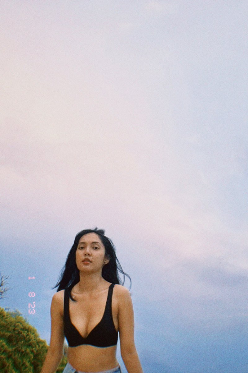 syadza-on-twitter-pov-having-me-as-ur-gf-knowing-damn-well-i-m