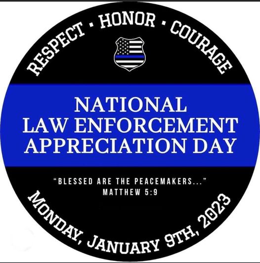 jbLASD's tweet photo. Today is #NationalLawEnforcementAppreciationDay.  They work in our communities protecting us, solving problems and building partnerships to make our communities better.  If you get a chance today, just say hi or give them a thumbs up for all they do. You make a difference! https://t.co/gwdQy37F5u