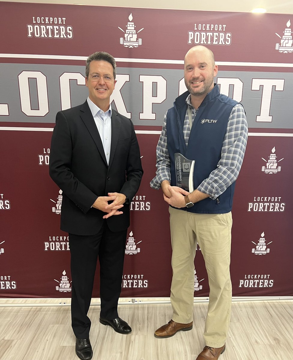 PLTWorg's tweet photo. This morning PLTW President and CEO Dr. David Dimmett presented the National PLTW Engineering Teacher of the Year award to Corey Duzan, PLTW Master Teacher at @LockportHS205 in Illinois!

 #PLTW #PLTWProud #PLTWEngineering #Engineering #StemEducation https://t.co/oZK0EsL4cx