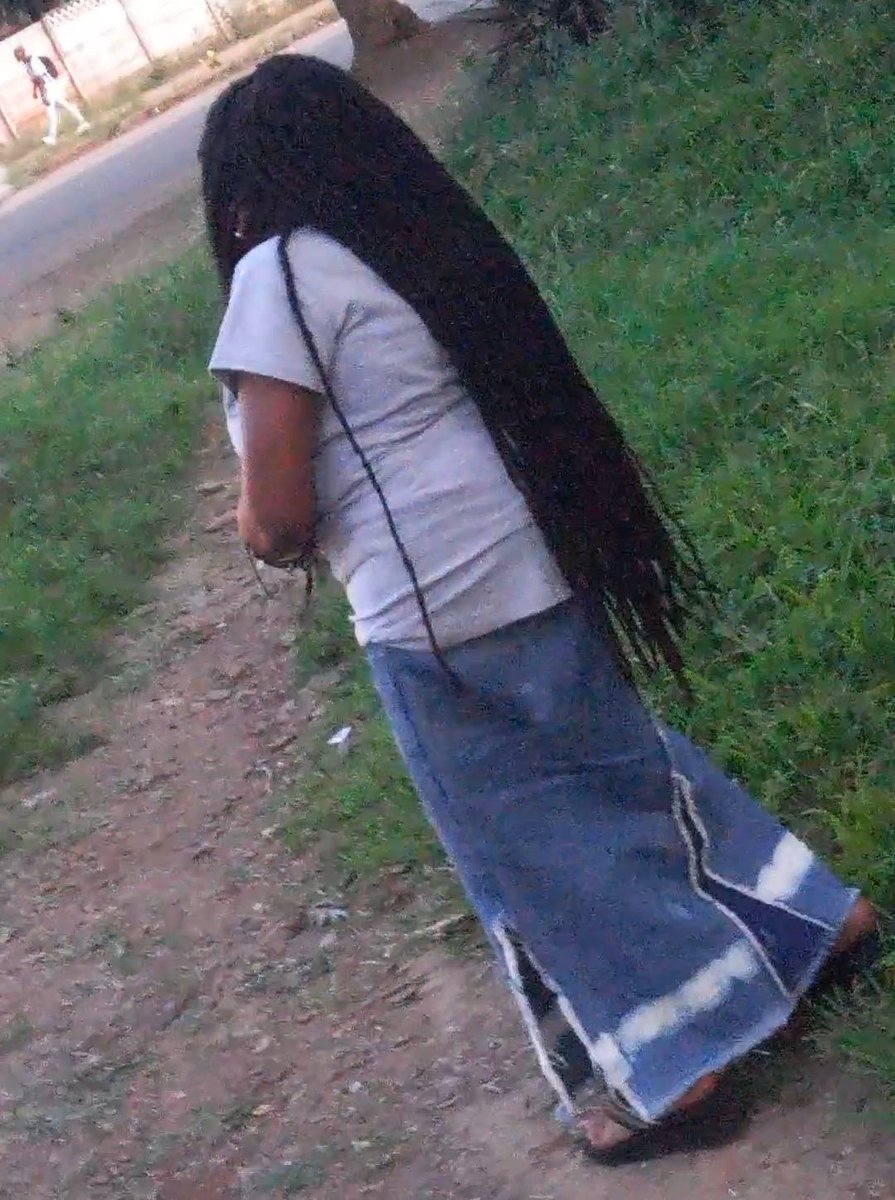 GwiziSoneni's tweet image. ● My hair! My crown 👑 of glory 
#NaturalLocks 
#ProudlyDisabledWoman