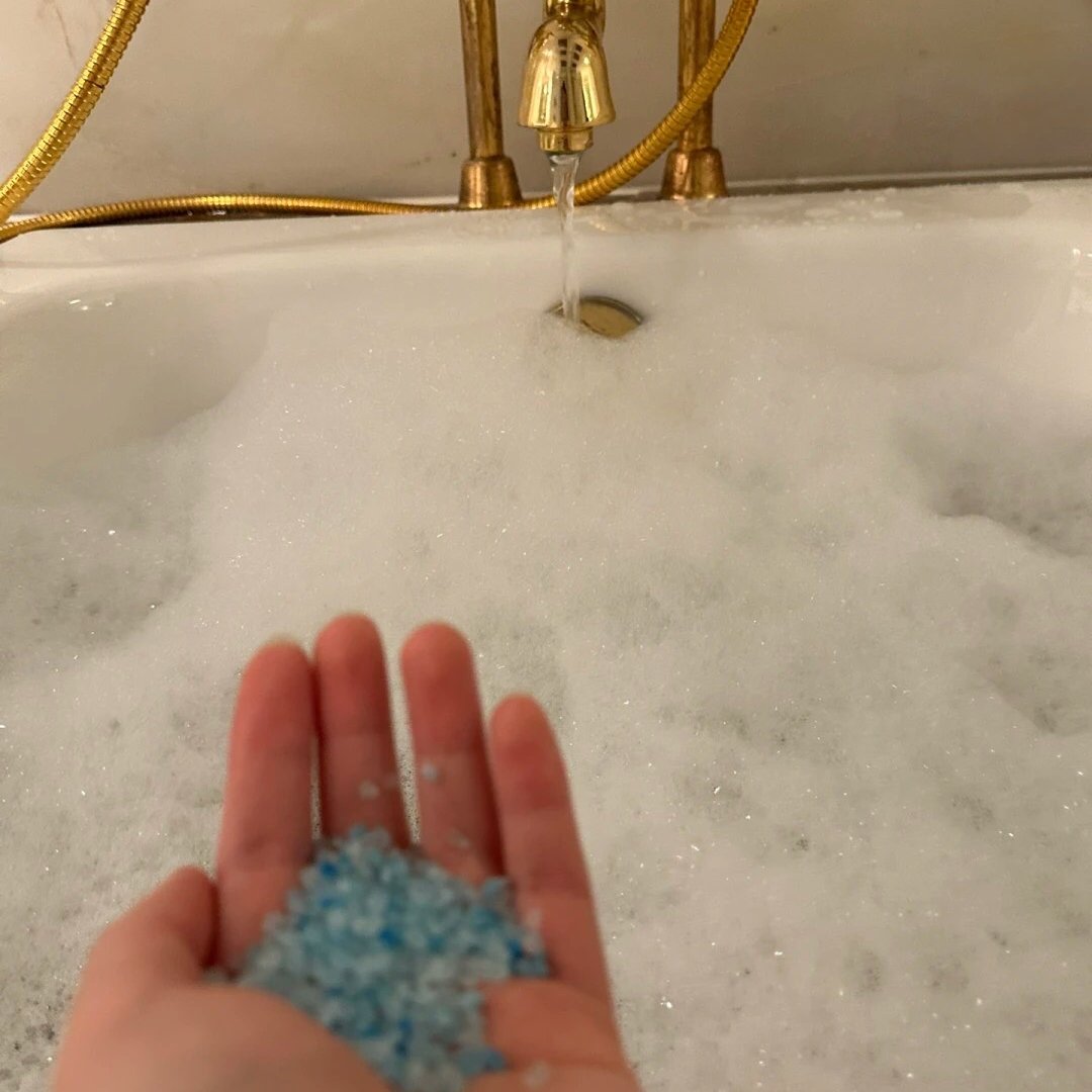 Morning shower is very refreshing😜