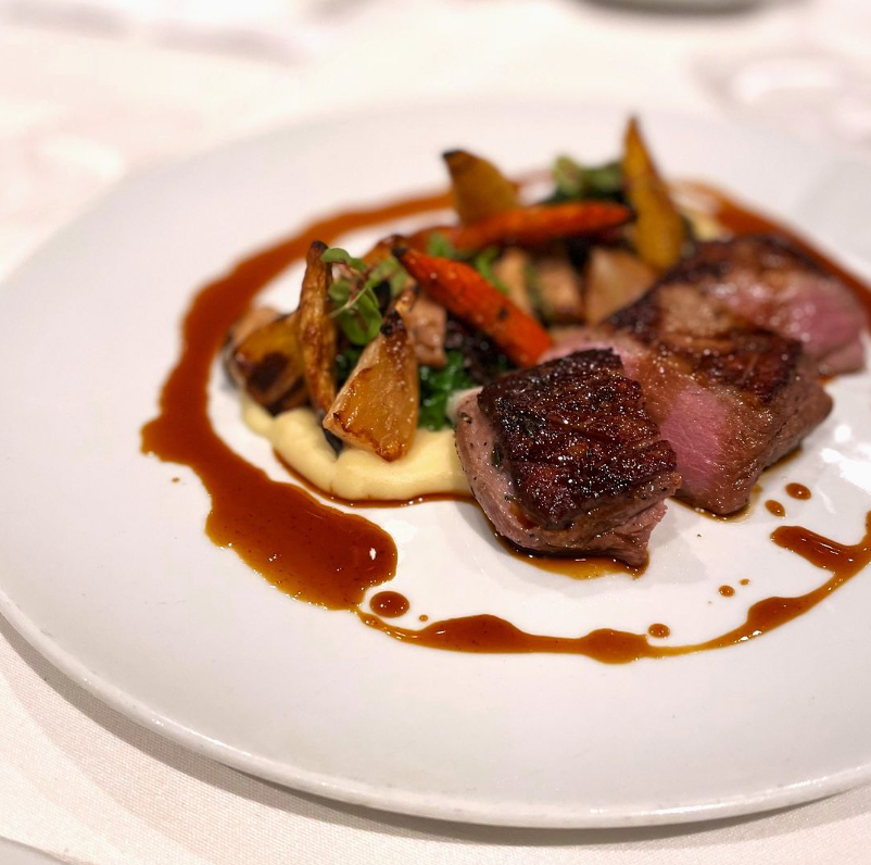 EatGuidePDX's tweet photo. Happy Monday! 🌞 

We are excited to feature One of Portland’s Best Steak Restaurants. 😊
 With its Crispy Muscovy Duck Breast: 

📍📸@ringsidesteakhouse🥩

#TheEatGuide #traveloregon #travelportand #portlandfood #portlandoregononfood #portland #portlandfoodie #steak #steaklover https://t.co/ubZbk8Tj5N