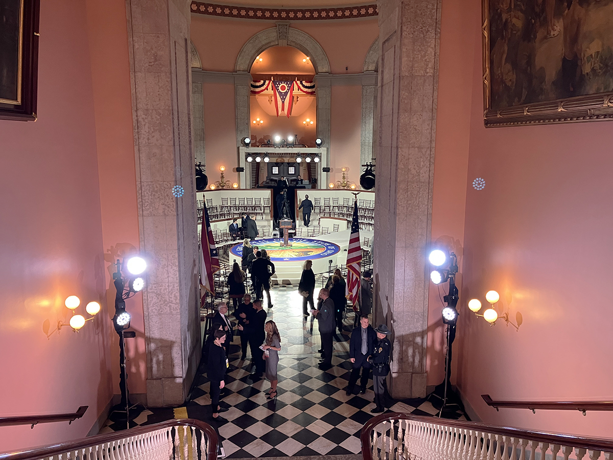 OhioStatehouse's tweet photo. The Ohio Statehouse is preparing for the DeWine-Husted Inauguration today at noon. Watch live on https://t.co/DjpVYnxElg. #ohioinauguration https://t.co/3GEtRqNK3D