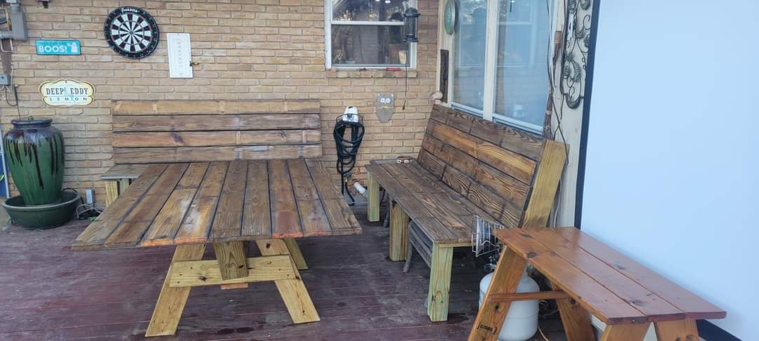 And we had enough wood left over to add a table!