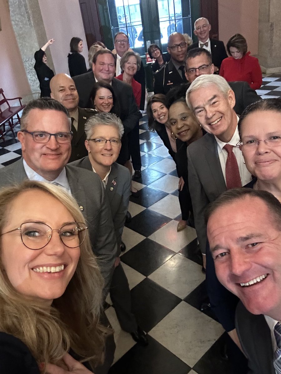 The cabinet has gathered!