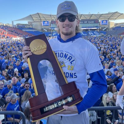 Ever since I was a kid, I dreamed of being on this stage… well here we are. 2022 NATIONAL CHAMPIONS. #NewProfilePic