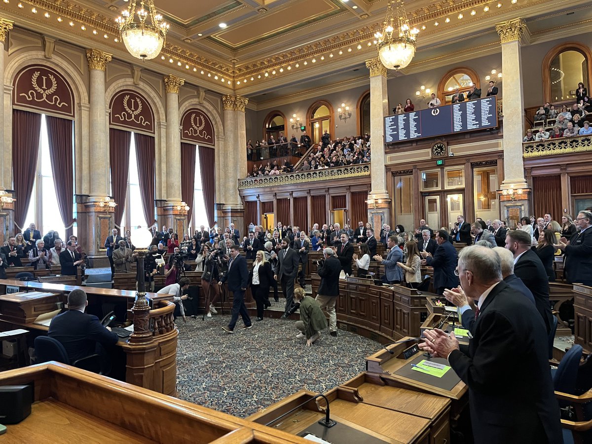 Rep. Pat Grassley has been reelected as Iowa House Speaker by a unanimous voice vote. #ialegis