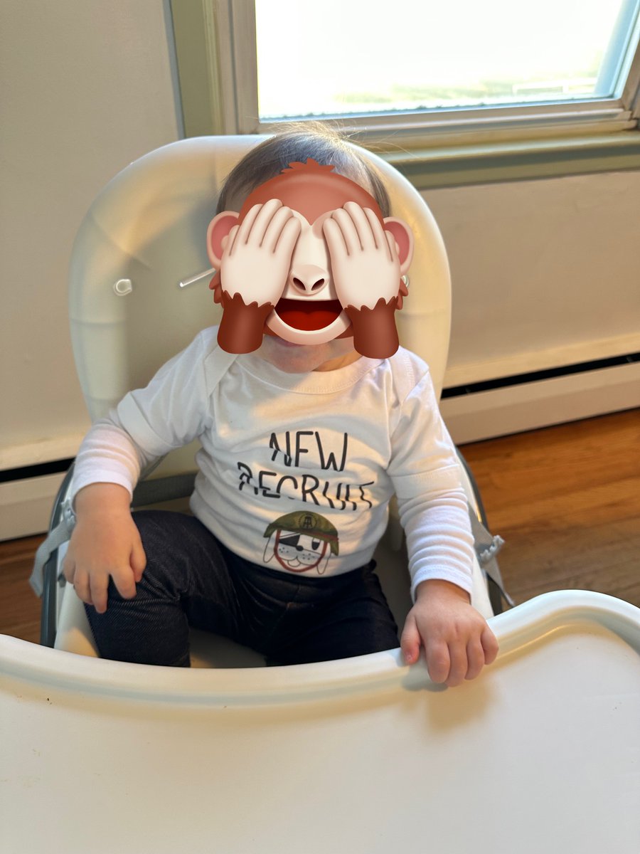 spaceInnovt8lq's tweet photo. New recruit Vanessa reporting for duty @ZeroBlog30 @barstoolstore @UncleChaps @katebarstool #ZeroBlog30 #barstoolbaby #newrecruit #barstoolstore https://t.co/LJzFSbhVG0