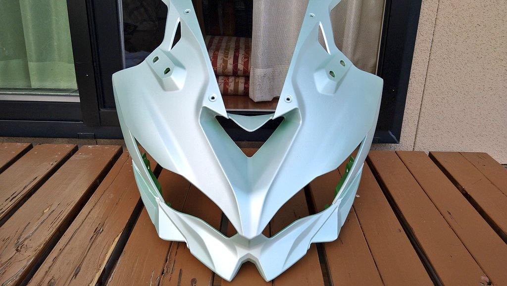 Nitocris_Racing's tweet photo. ラバースプレーは難しい。厚塗りするとすぐ垂れるし、塗料ののりが悪い https://t.co/ZM29jUFm8A