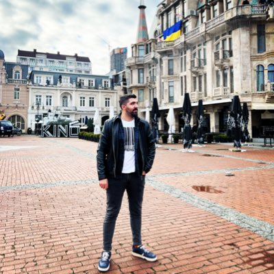 e_bence's tweet photo. #YeniProfilResmi https://t.co/gDcx3vr9xY