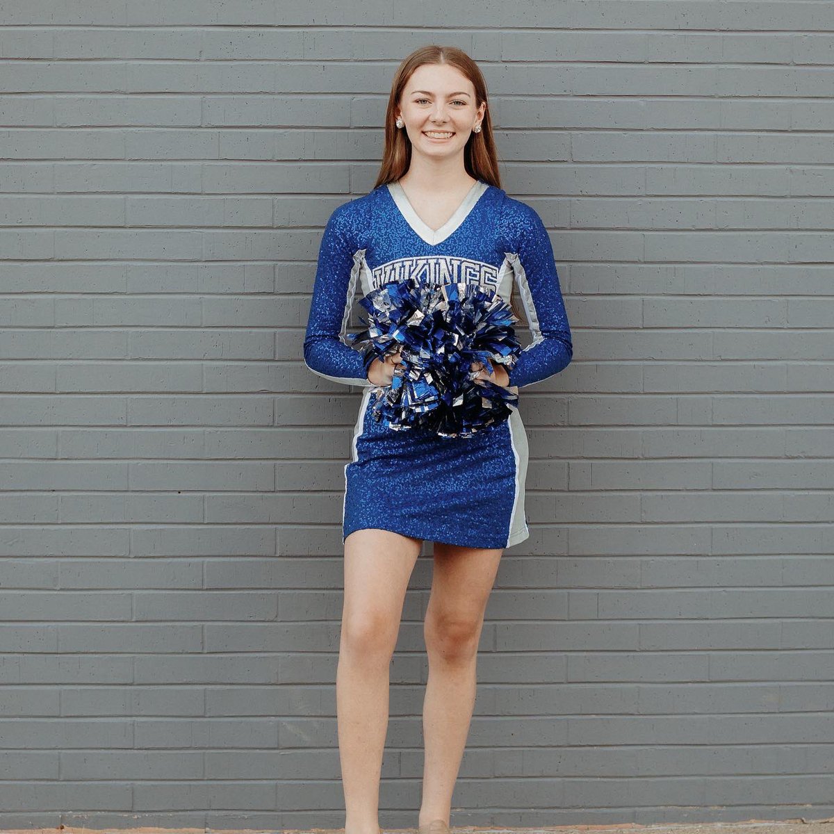 meet senior dancer Emily!!

What are your goals for this season? do well at state
Favorite memory so far? eating lunch on the floor of the hotel lobby for summer dance camp
Favorite color? Purple!
Favorite food? any form of potato 
We love having Emily on our team!