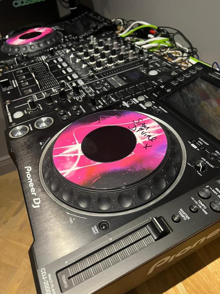 Klaudia910111's tweet image. #samdivine #music