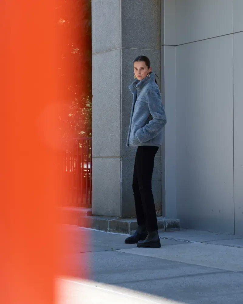 pologeorgis's tweet image. Make an appt to shop our Annual Sample Sale !! Monday and Tuesday 
NYC location 9 to 5pm 
Luxury Outerwear, Furs and Shearlings and More
.
.
.
.
.
.
.
.
.
.
#pologeorgis #samplesale #shearlings #furs #furcoat #furjacket #furvest #minksale #shop #shopping #style #winter2022