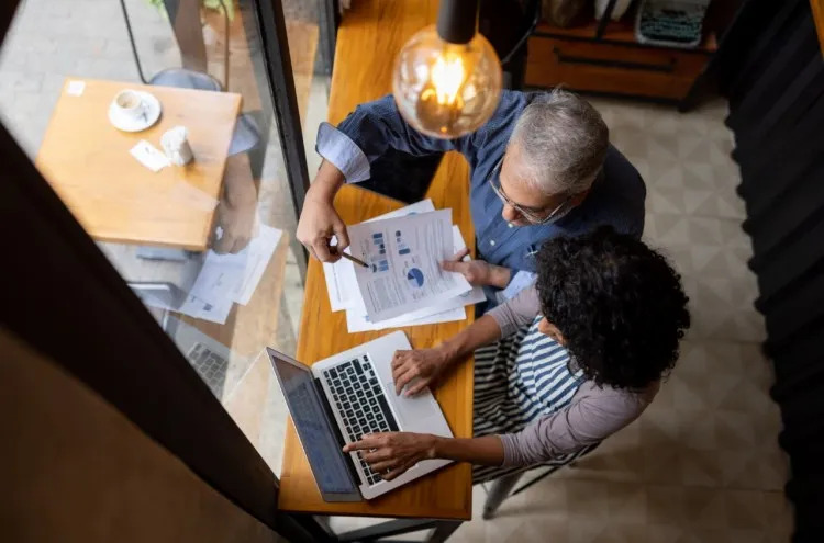 ncr_voyix's tweet photo. Learn how #server compensation changes can promote restaurant employee #retention in the face of labor shortage and #inflation. https://t.co/DcmIetfOXr #resturantowner https://t.co/Zuzaka0ZYw