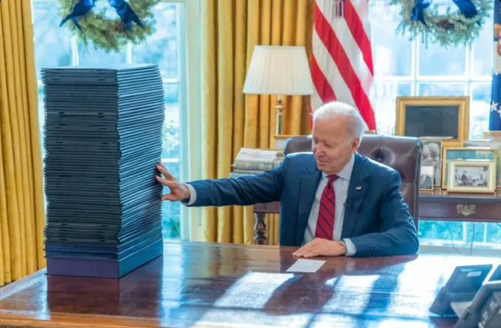 memenetes tweet media