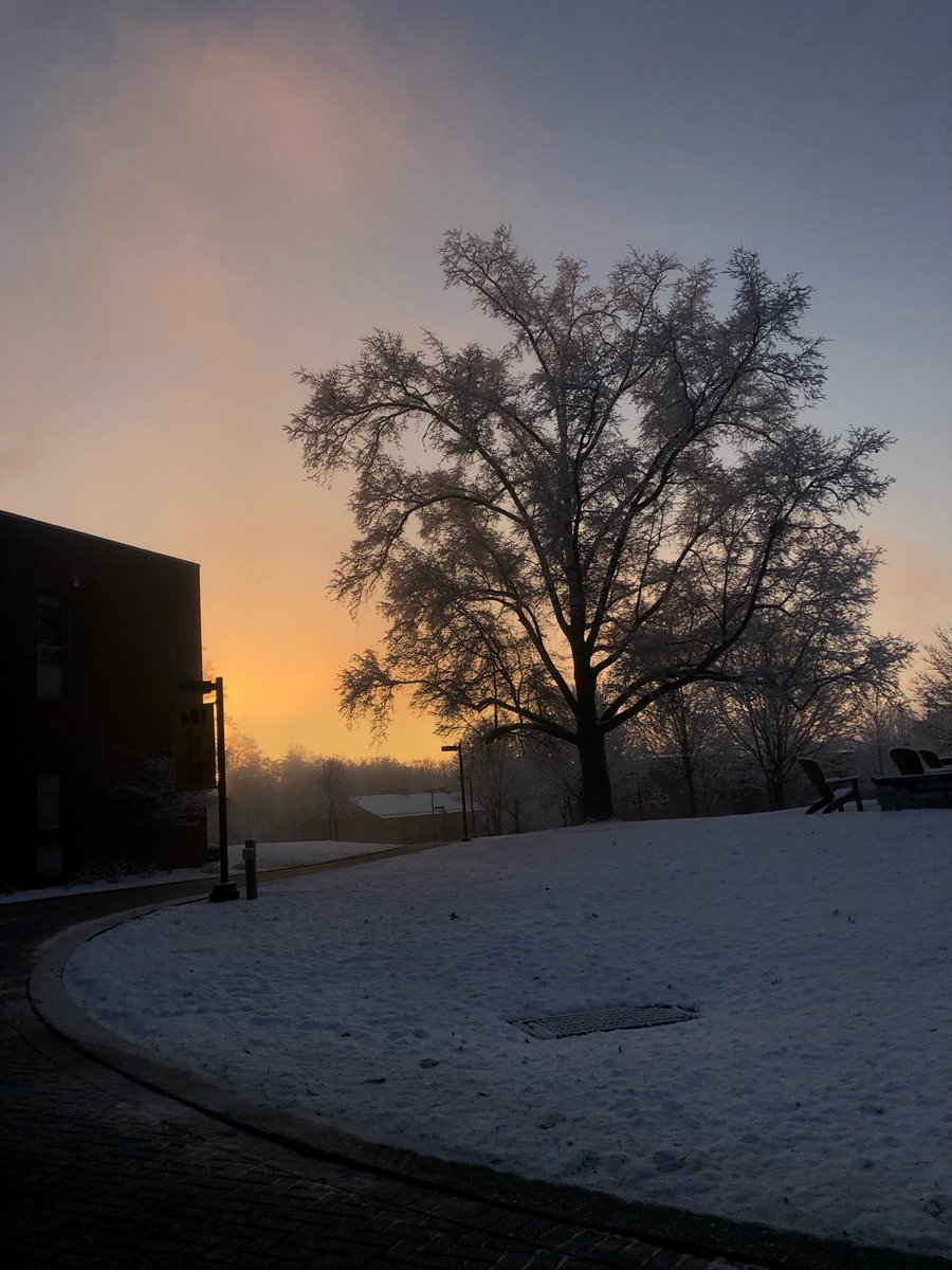 messiah_univ's tweet photo. A picture-perfect start to the semester ❄️
#WinterAtMessiah https://t.co/GjILTbDClL