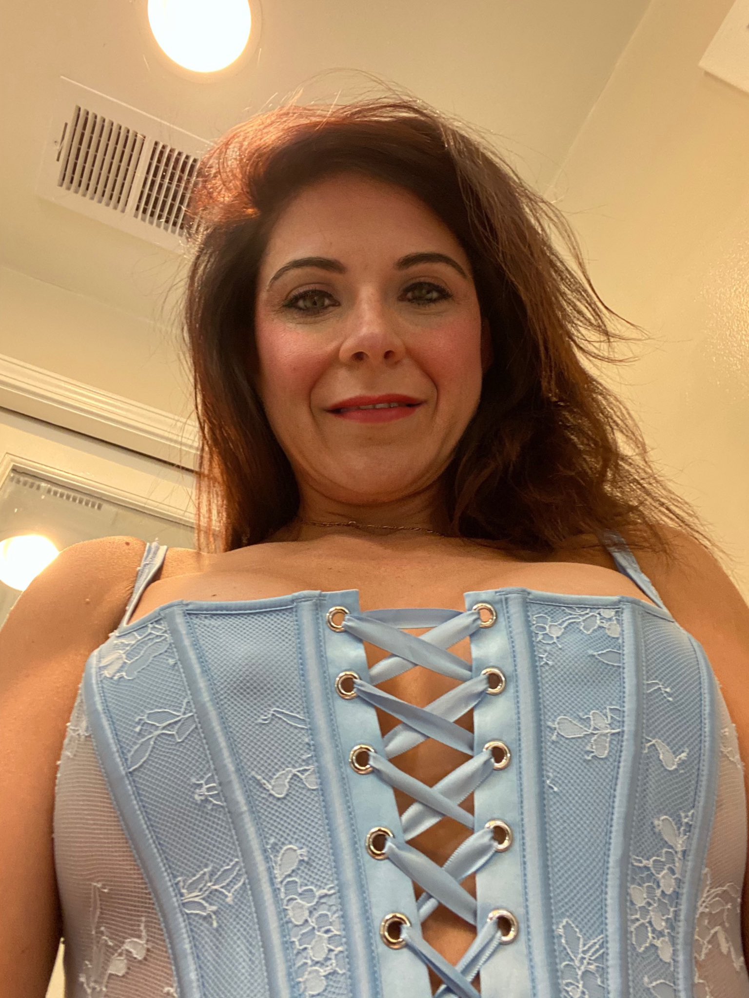 TW Pornstars - Mrs Poindexter. Twitter. Good morning. Time to get up! ☀